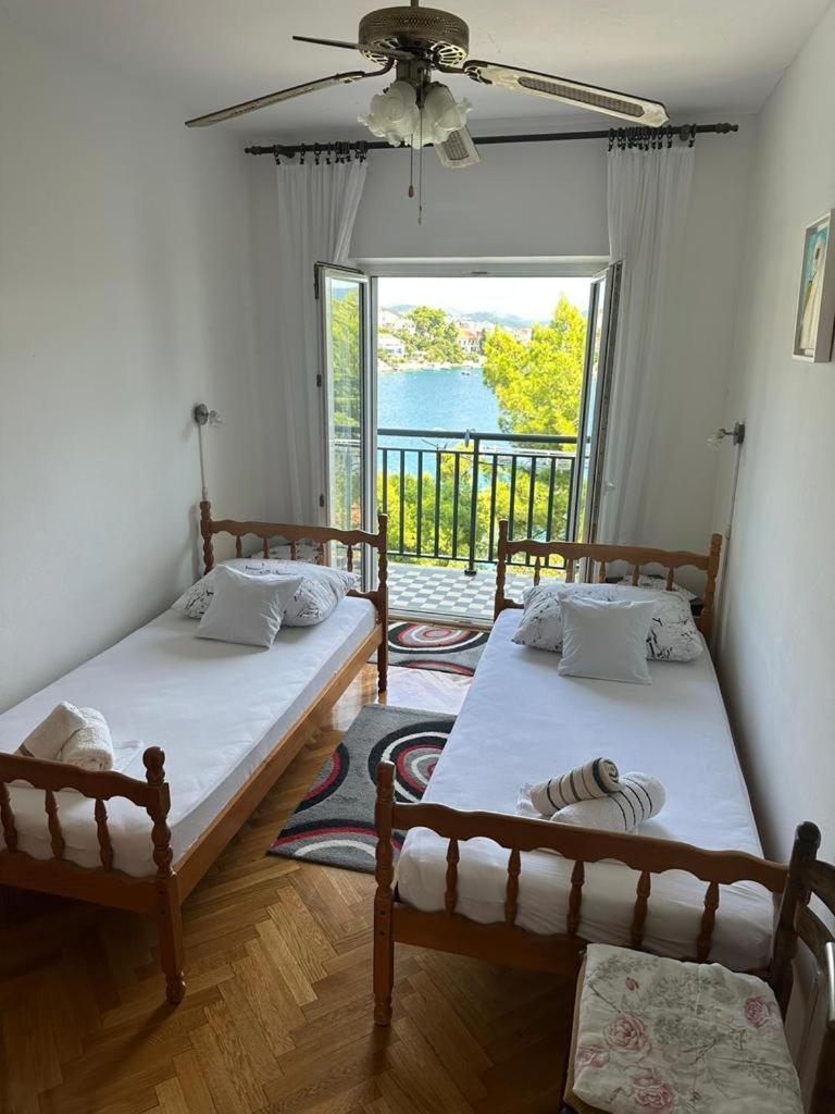 Apartment Nedjeljka Клек Екстериор снимка